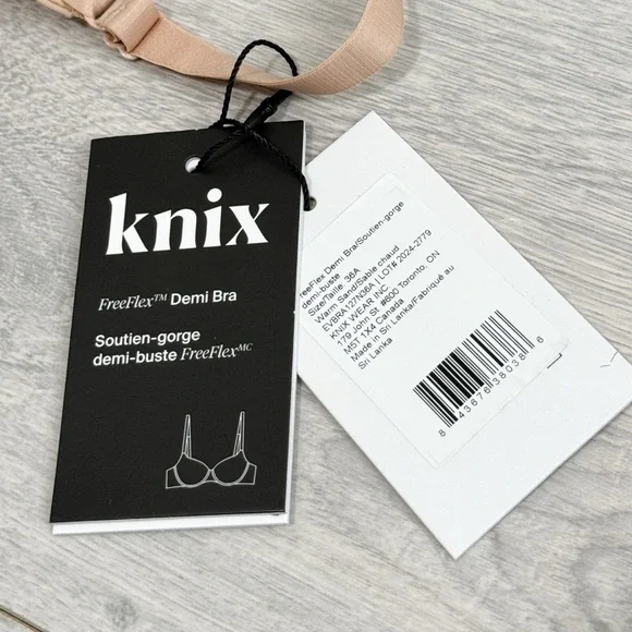 NWT KNIX FreeFlex Demi Bra - Picture 3 of 12